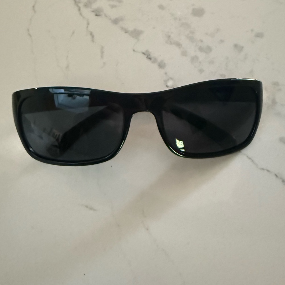 NWOT Prada Black Sunglasses with Case, Box & Authenticity Card - Picture 6 of 12